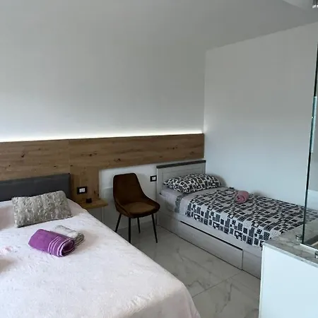 Apartma Rozi 2 Koper